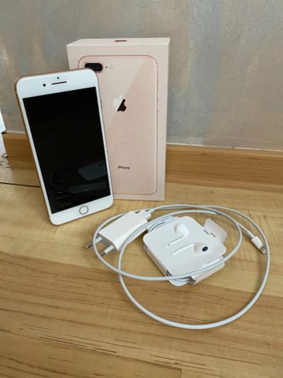 Лот: 17293861. Фото: 1. iPhone 8plus Gold. Смартфоны
