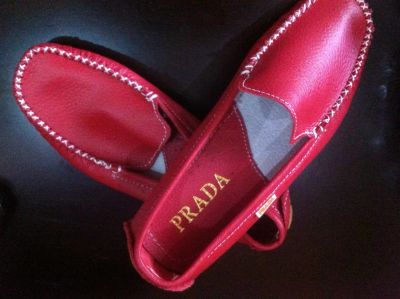Лот: 3995139. Фото: 1. мокасины PRADA кожа красные. Мокасины