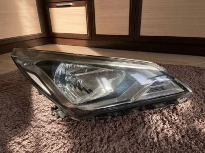 Лот: 18629552. Фото: 1. Фара правая Hyundai Solaris. Оптика и освещение