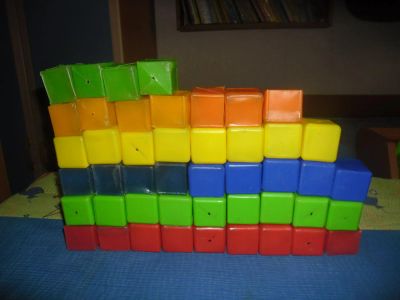 Лот: 7630305. Фото: 1. Кубики пластмасовые. Развивающие