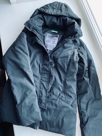 Лот: 16638019. Фото: 1. Пуховик Benetton. Верхняя одежда