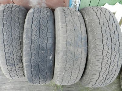 Лот: 6004608. Фото: 1. Bridgestone dueler. Шины