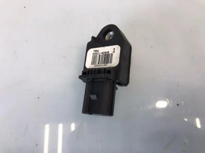 Лот: 21705493. Фото: 1. датчик удара toyota corolla ZZE121. Двигатель и элементы двигателя