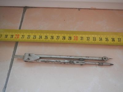Лот: 6713700. Фото: 1. Циркуль. Товары для черчения