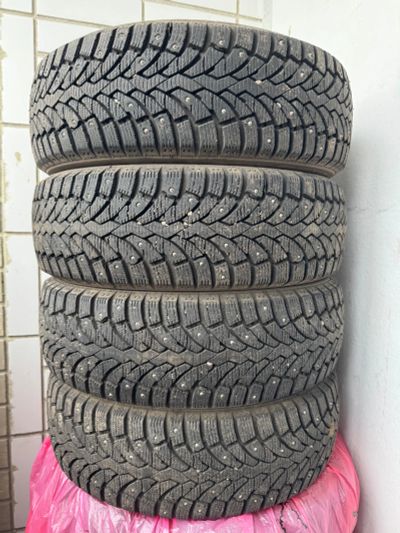 Лот: 25758391. Фото: 1. Зимняя резина formula ice 195... Шины