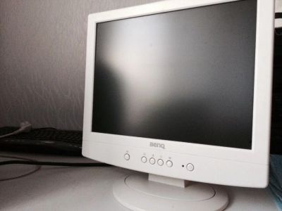 Лот: 4329558. Фото: 1. Рабочий монитор BenQ FP 557. ЖК-мониторы
