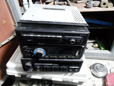 Лот: 7035016. Фото: 1. 3 магнитолы. Автомагнитолы