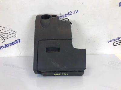 Лот: 21705985. Фото: 1. бардачок Volkswagen Golf Plus... Двигатель и элементы двигателя