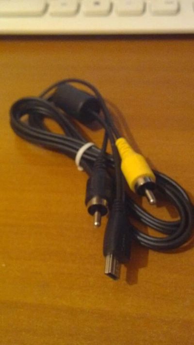 Лот: 6808108. Фото: 1. Кабель miniUSB - 2 тюльпана. Шнуры, кабели, разъёмы