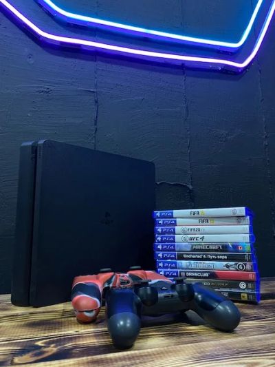 Лот: 18622726. Фото: 1. Playstation 4 slim 1TB / 1 геймпад... Игровые приставки, консоли