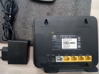 Лот: 14341292. Фото: 1. Роутер Билайн SmartBox One. Маршрутизаторы (роутеры)