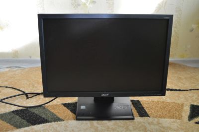 Лот: 11046140. Фото: 1. Монитор acer V193w. ЖК-мониторы