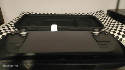 Лот: 19821944. Фото: 1. Steam deck 64Gb в наличии, вскрытый... Игровые приставки, консоли