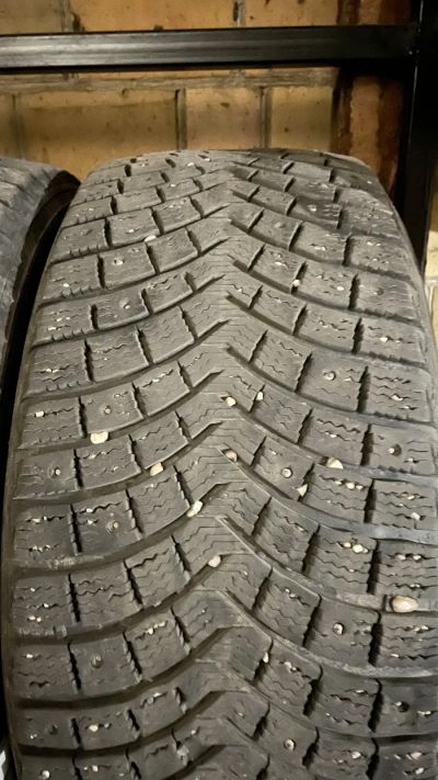 Лот: 20973574. Фото: 1. Зимние шипованые шины Michelin... Шины