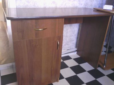 Лот: 4387210. Фото: 1. стол письминый. Компьютерные и письменные столы