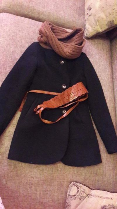 Лот: 9588903. Фото: 1. Пальто демисезон (в подарок шарф... Верхняя одежда