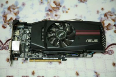 Лот: 5390718. Фото: 1. ASUS Radeon HD 7850 860Mhz PCI-E... Видеокарты