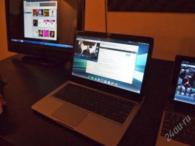 Лот: 2463040. Фото: 1. Новый MOTOROLA Lapdock 500 PRO. Смартфоны