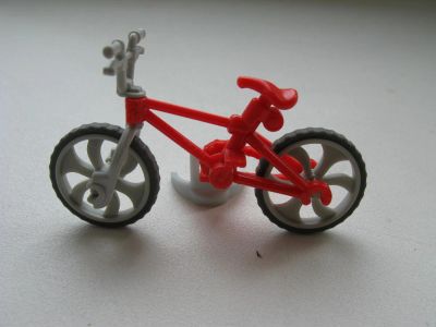 Лот: 7834988. Фото: 1. Коллекция киндер.Велосипеды BMX... Игрушки