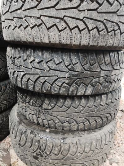 Лот: 19536531. Фото: 1. 225/65 R17 98W Nokian Tyres Hakkapeliitta... Шины