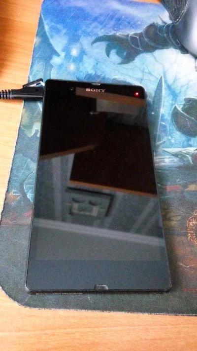 Лот: 6981433. Фото: 1. Sony xperia z c6603. Смартфоны
