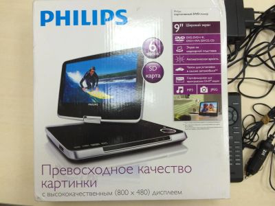 Лот: 4043855. Фото: 1. Philips DVD плеер портативный. DVD, Blu-Ray плееры