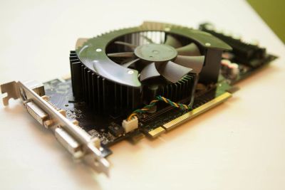 Лот: 6731196. Фото: 1. GeForce 8800GT 512MB. Видеокарты