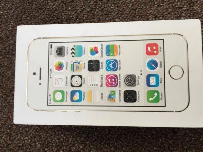 Лот: 5729498. Фото: 1. iPhone 5S Gold. Смартфоны