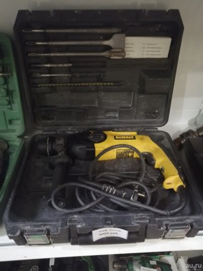Лот: 13762557. Фото: 1. Перфоратор DeWALT D52103 (1705-22... Электроинструмент