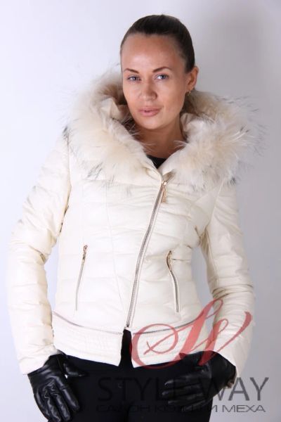 Лот: 6989948. Фото: 1. STYLE-WAY Куртка кожа молочного... Верхняя одежда