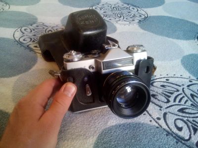 Лот: 7672956. Фото: 1. фотоапарат зенит. Плёночные зеркальные