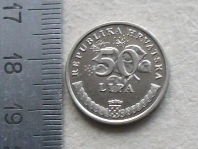 Лот: 16792407. Фото: 1. Монета 50 лип Хорватия 2009 флора... Европа