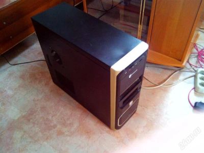Лот: 2793261. Фото: 1. продам ПК 4хядерный с игровой... Компьютеры в сборе