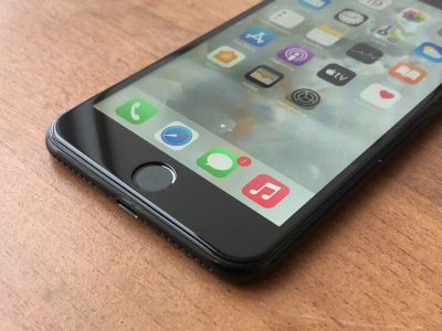 Лот: 16704544. Фото: 1. iPhone 7 Plus 32Gb Jet Black... Смартфоны