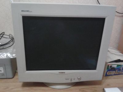 Лот: 4990310. Фото: 1. Монитор Phillips Brilliance 202P4... ЭЛТ-мониторы