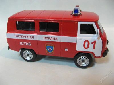 Лот: 1606192. Фото: 1. игрушка машинка точная модель... Машины и техника