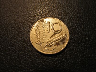 Лот: 5353873. Фото: 1. 10 лир. Италия (1967 г.). Европа