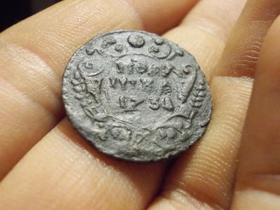 Лот: 16849918. Фото: 1. Шикарная Полушка 1731 года в очень... Россия до 1917 года