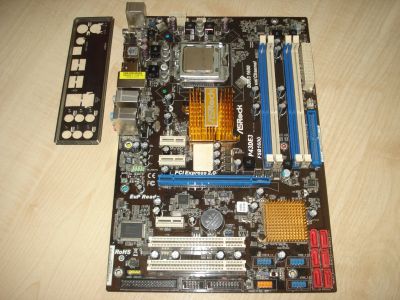 Лот: 16412489. Фото: 1. Материнская плата ASRock P43DE3... Материнские платы