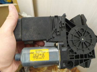 Лот: 16056211. Фото: 1. Стеклоподъемник Volkswagen passat... Электрооборудование
