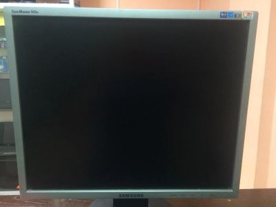 Лот: 10547744. Фото: 1. Монитор Samsung 943N (11719). ЖК-мониторы