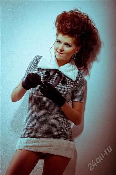 Лот: 1361111. Фото: 1. Платье к новому году :). Платья