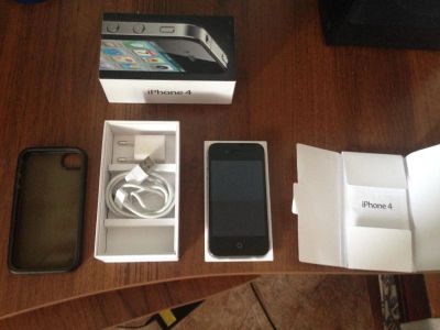 Лот: 5489341. Фото: 1. iphone 4, 32 gb в отличном состоянии. Смартфоны