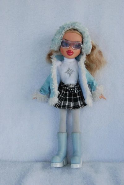Лот: 5693196. Фото: 1. Bratz: "Зимние приключения" Хлоя. Куклы и аксессуары