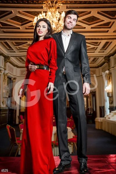 Лот: 7691612. Фото: 1. платье в пол красное. Платья
