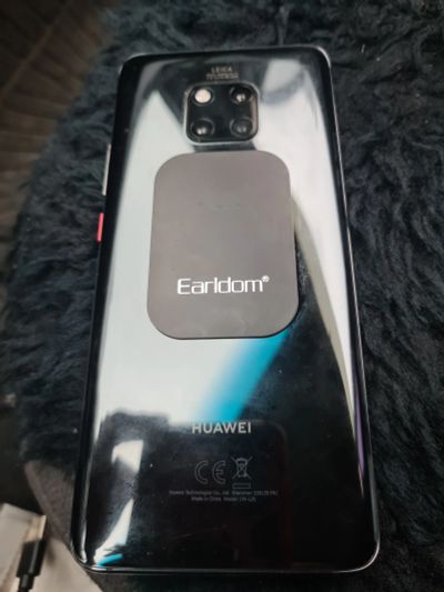 Лот: 20840865. Фото: 1. Huawei mate 20pro. Смартфоны