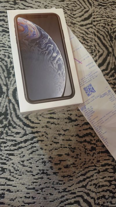 Лот: 14593106. Фото: 1. iPhone Xr 128Gb Black новый, запечатанный. Смартфоны