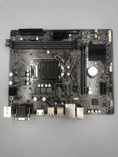 Лот: 18757902. Фото: 1. Gigabyte H410M H V3. Материнские платы