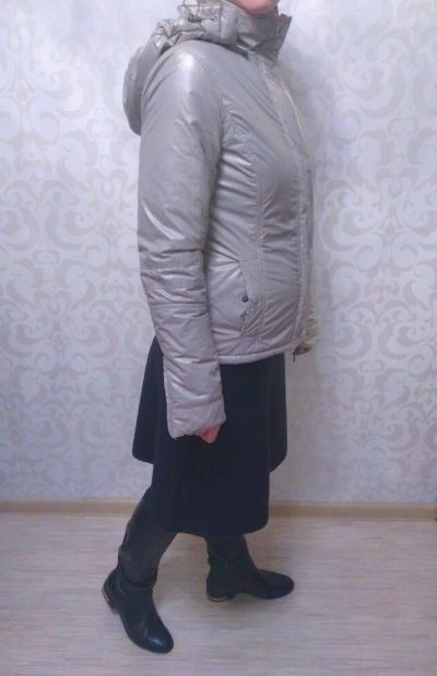 Лот: 9274369. Фото: 1. Куртка Мотиви размер 36. Верхняя одежда