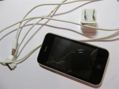 Лот: 2241799. Фото: 1. iphone 3gs 8gb. обмена нет!. Смартфоны